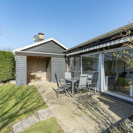 Exquisite Bungalow By The Sea Sint Maartensvlotbrug Exterior photo
