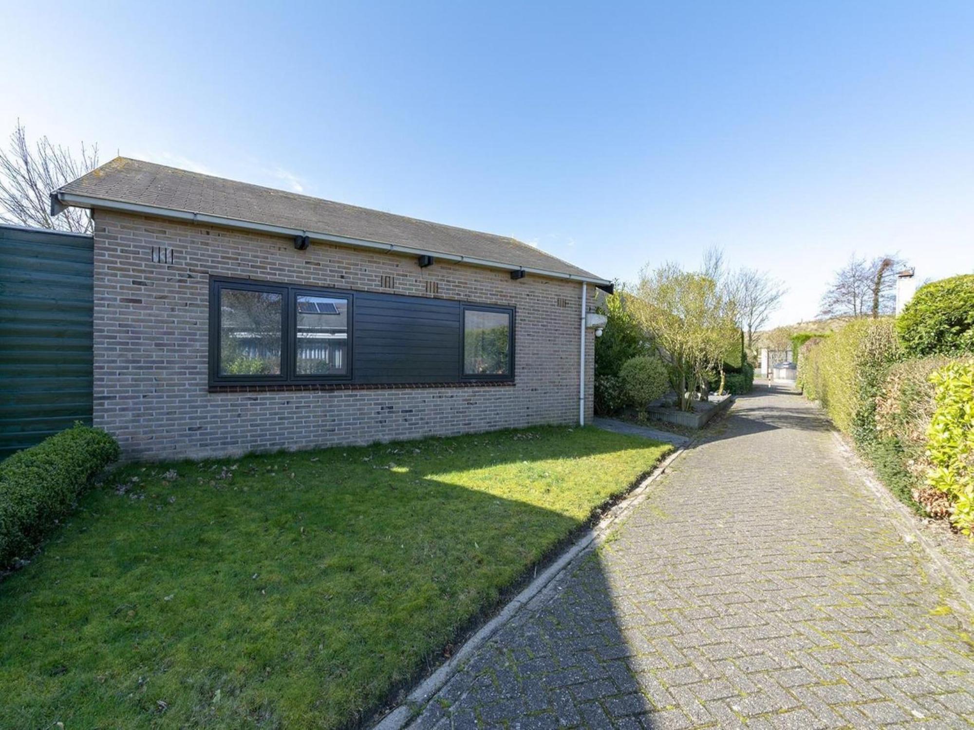Exquisite Bungalow By The Sea Sint Maartensvlotbrug Exterior photo