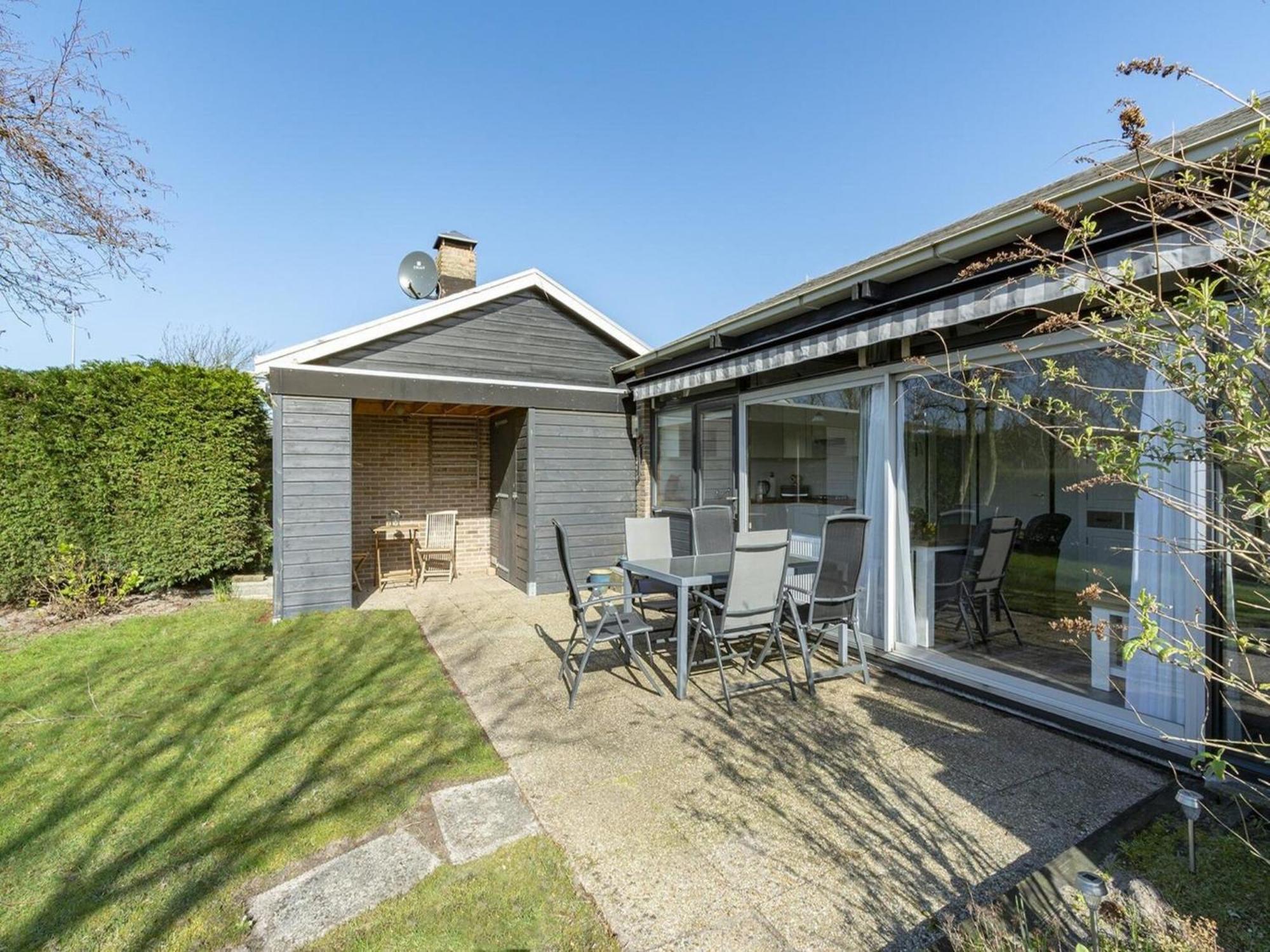 Exquisite Bungalow By The Sea Sint Maartensvlotbrug Exterior photo